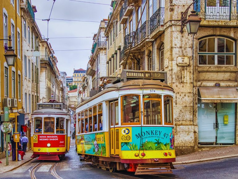 16 Best Places to Visit in Portugal